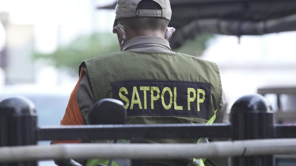 guard, police, security, officer, uniform, duty, authority, patrol, protection